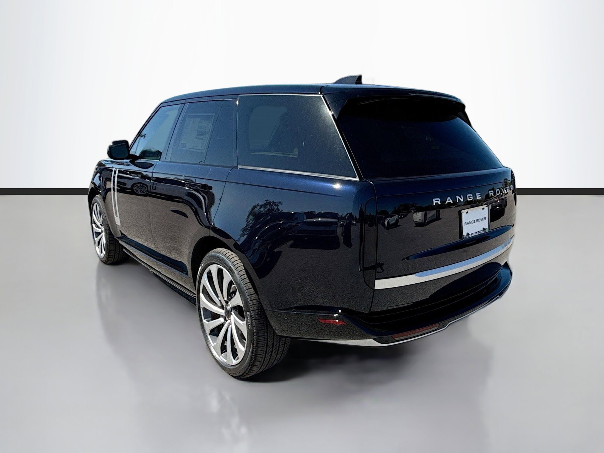 New 2026 Land Rover Range Rover Autobiography image 3