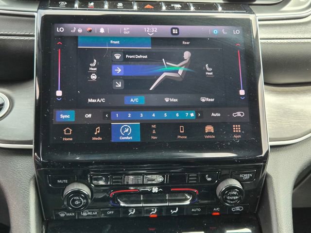 Used 2021 Jeep Grand Cherokee L Limited AWD/4WD image 24