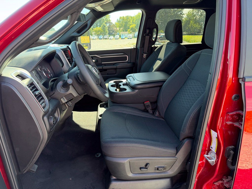 Used 2026 RAM 2500 Big Horn AWD/4WD image 3
