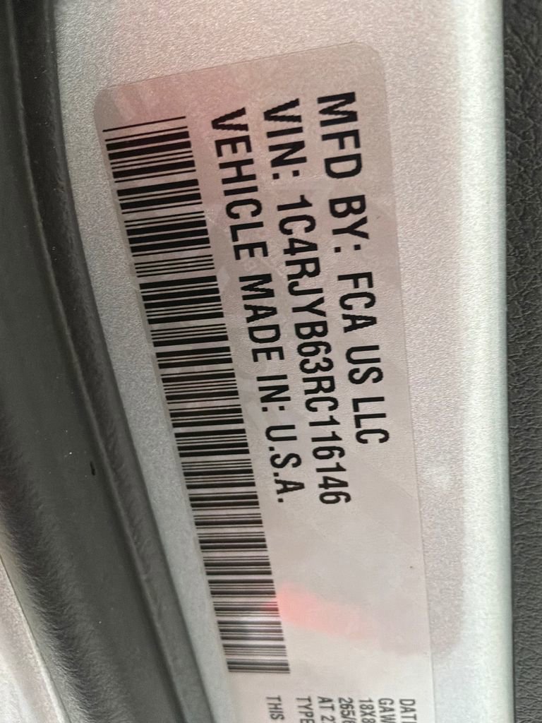 Certified 2024 Jeep Grand Cherokee Limited 4xe AWD/4WD image 32