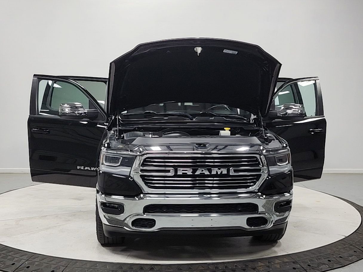 Used 2023 RAM 1500 Laramie AWD/4WD image 10
