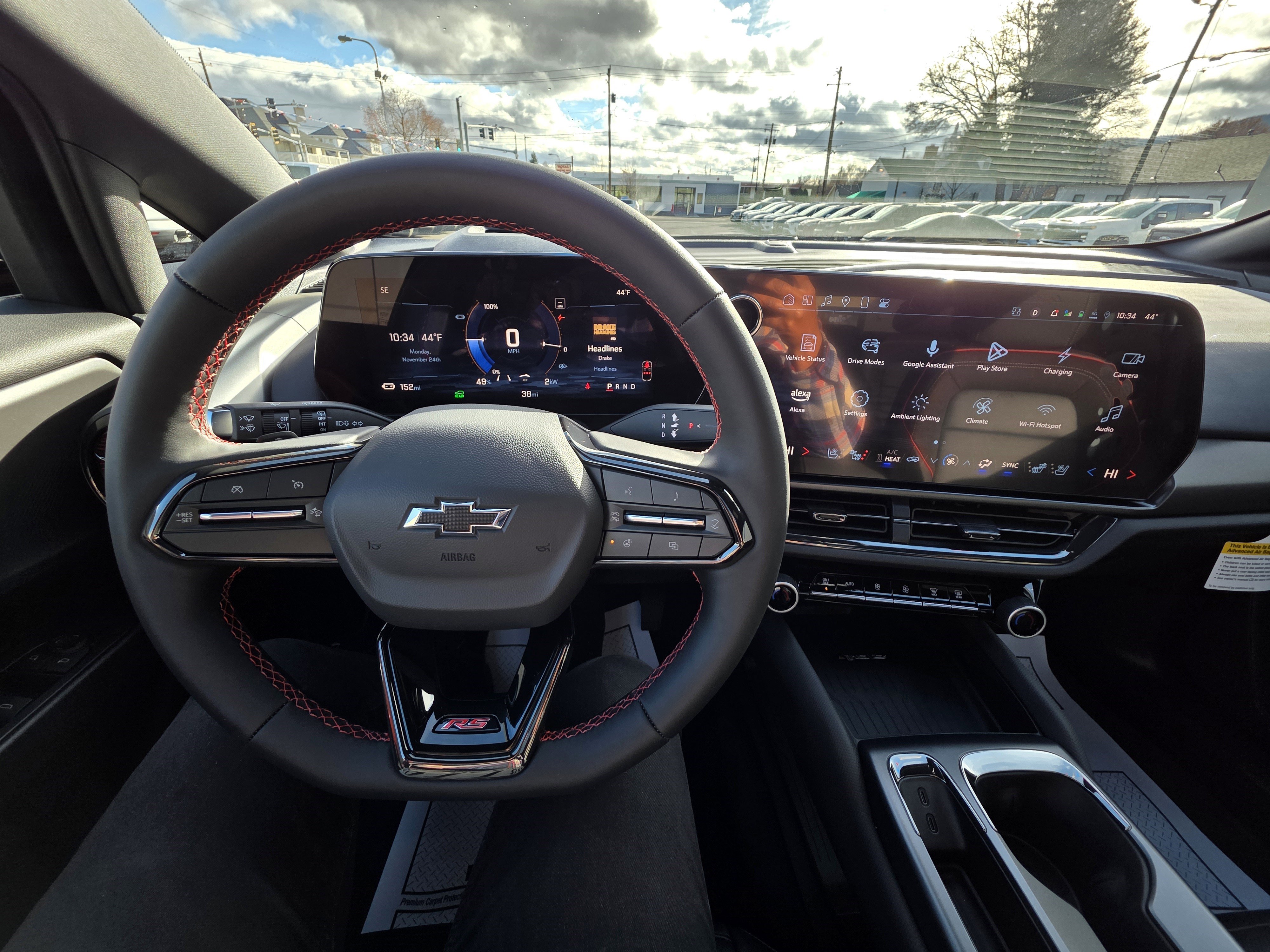 Used 2025 Chevrolet Equinox EV RS image 13