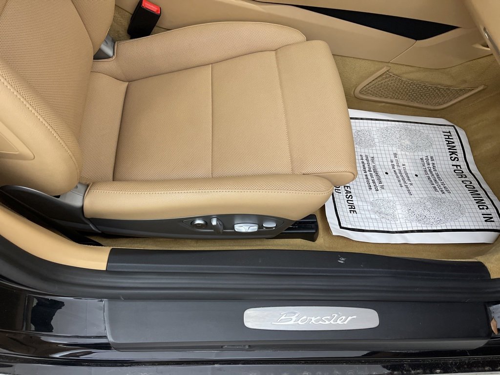 Used 2015 Porsche Boxster image 32