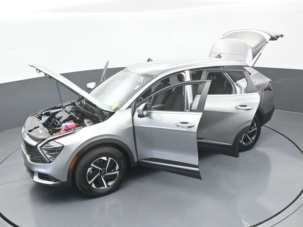 Used 2025 Kia Sportage LX image 56