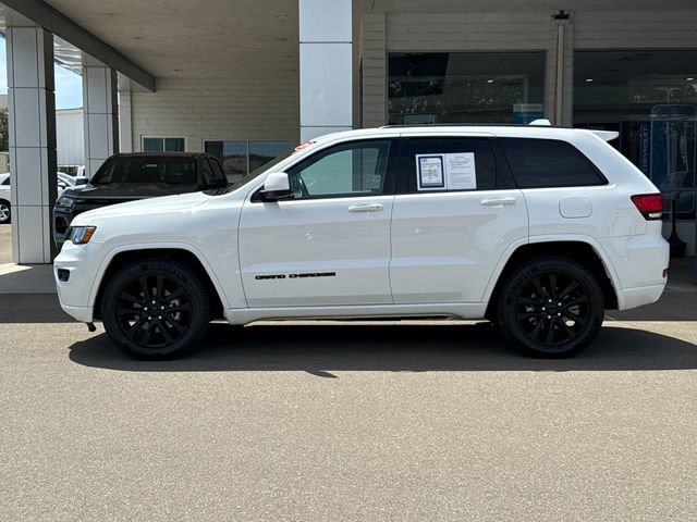 Used 2019 Jeep Grand Cherokee Altitude RWD image 6