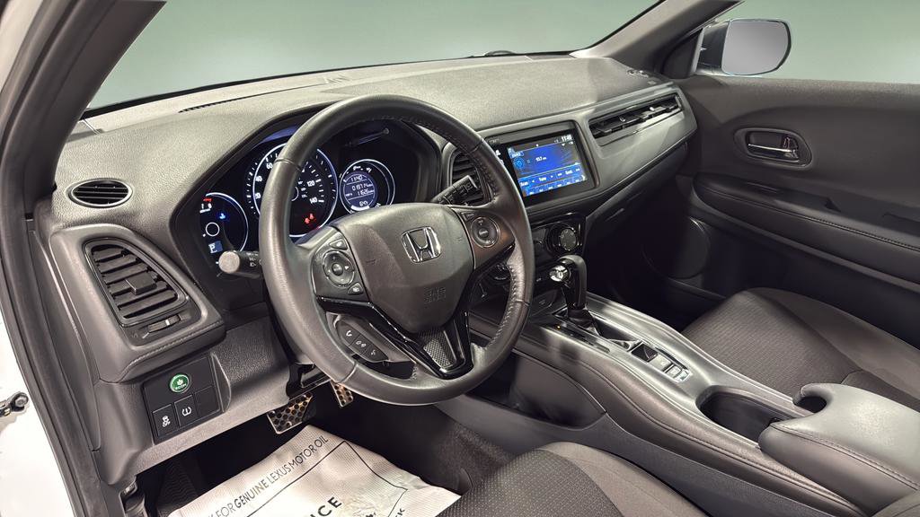 Used 2022 Honda HR-V Sport image 11