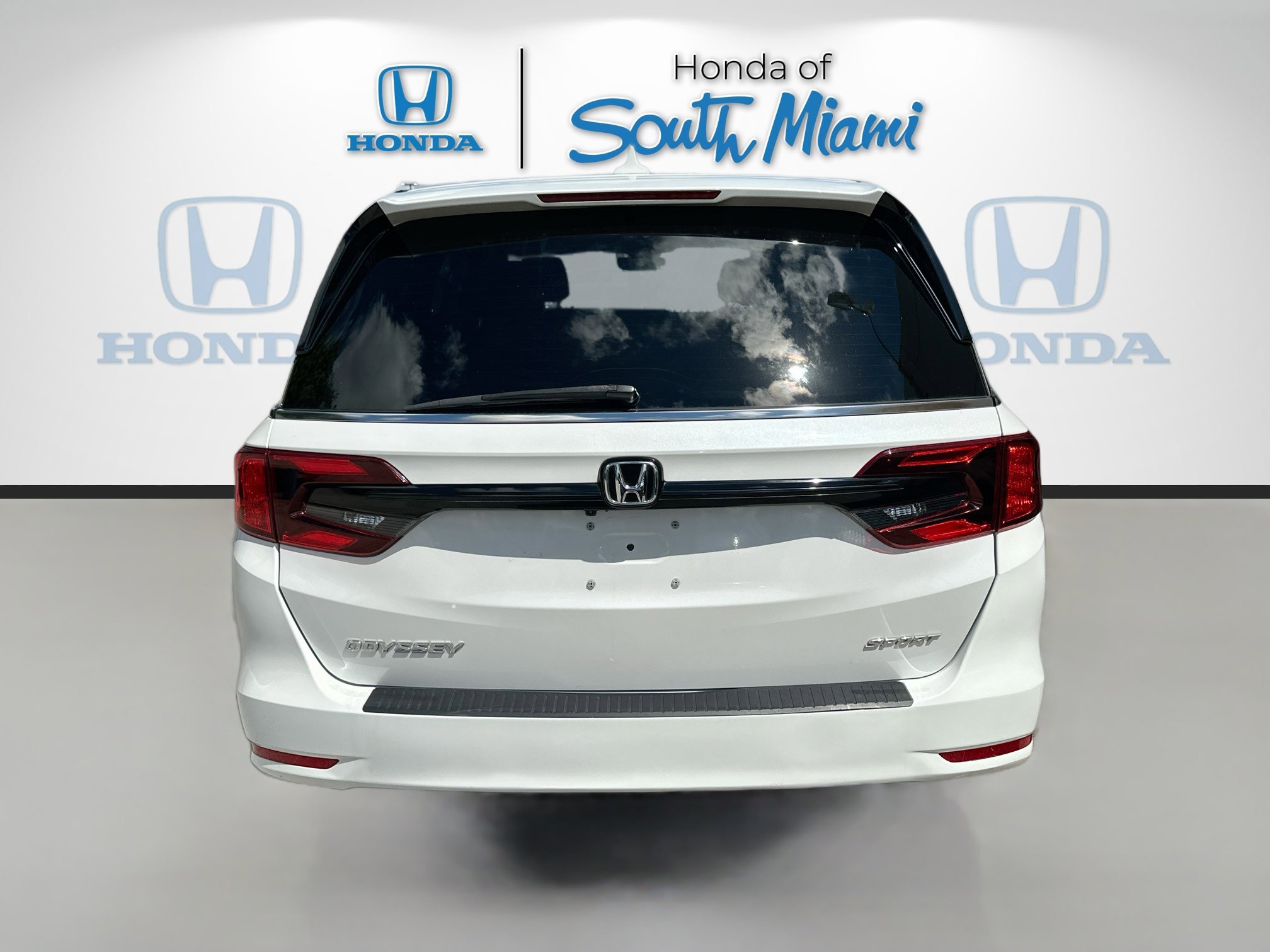 Used 2023 Honda Odyssey Sport image 5
