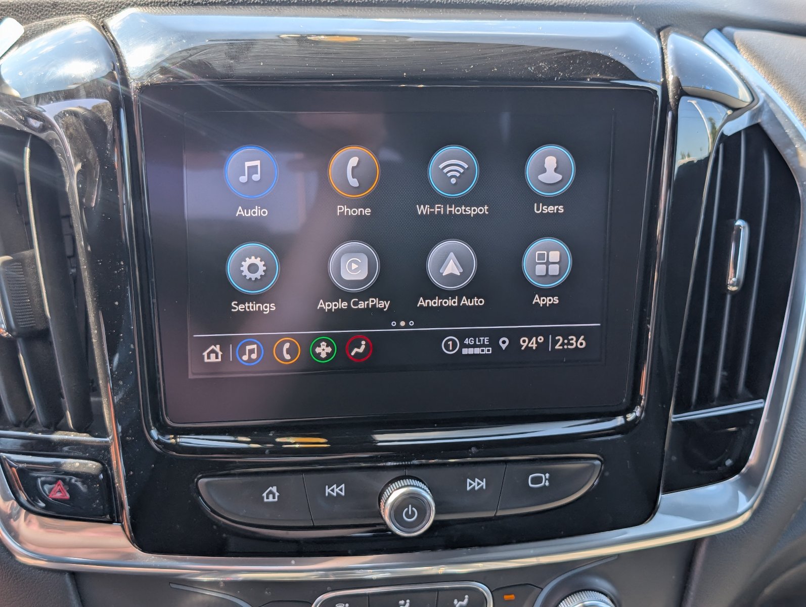 Used 2023 Chevrolet Traverse LT FWD image 18