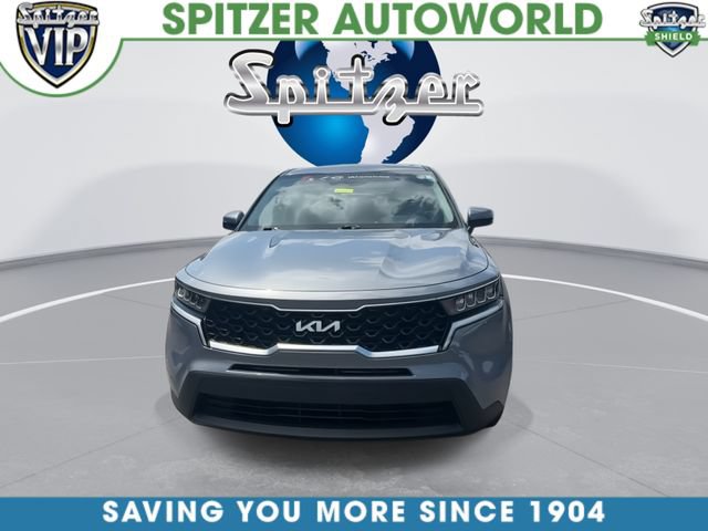 Certified 2023 Kia Sorento LX FWD video 3
