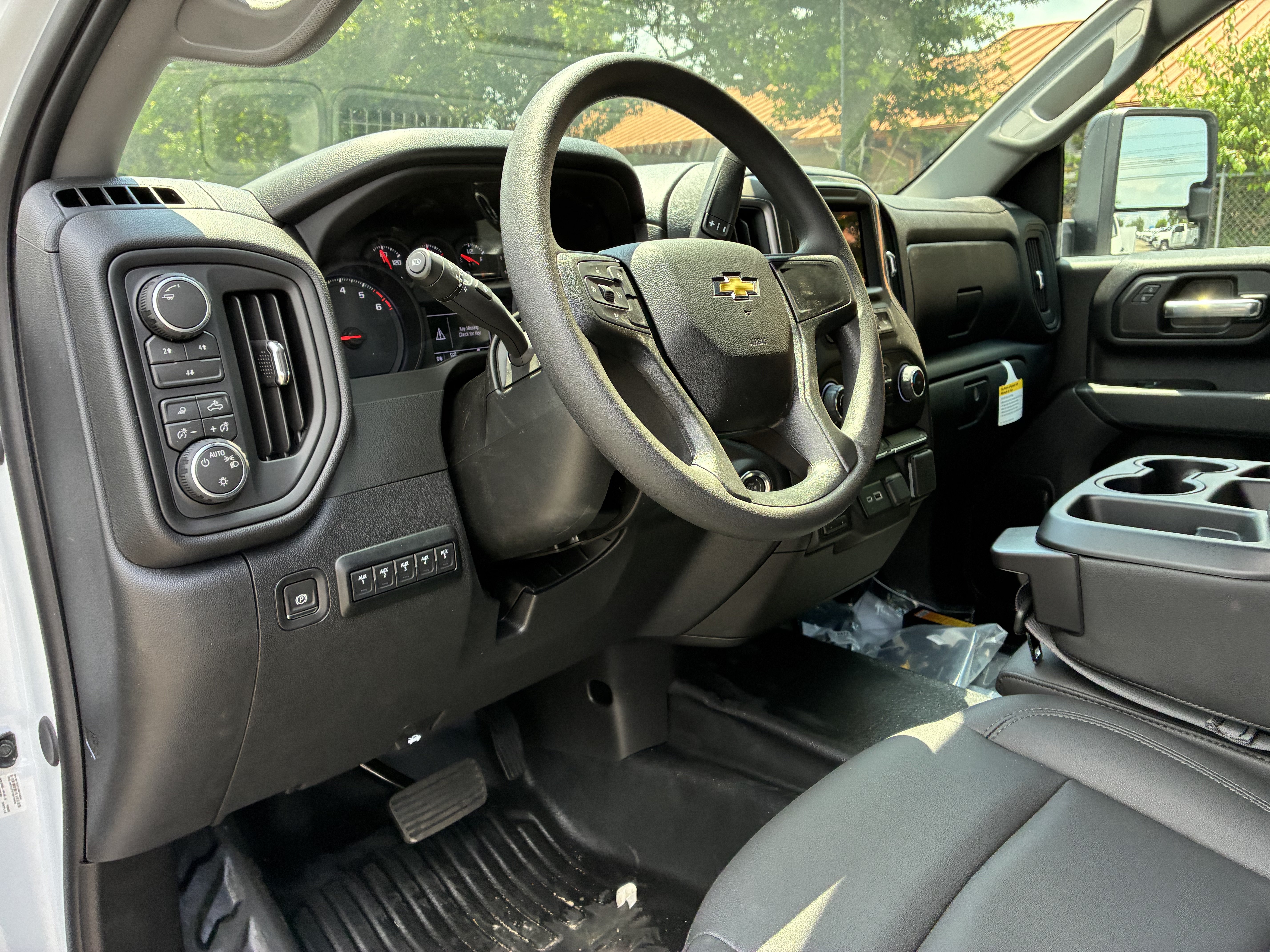 New 2026 Chevrolet Silverado 3500 W/T w/ WT Convenience Package AWD/4WD image 29