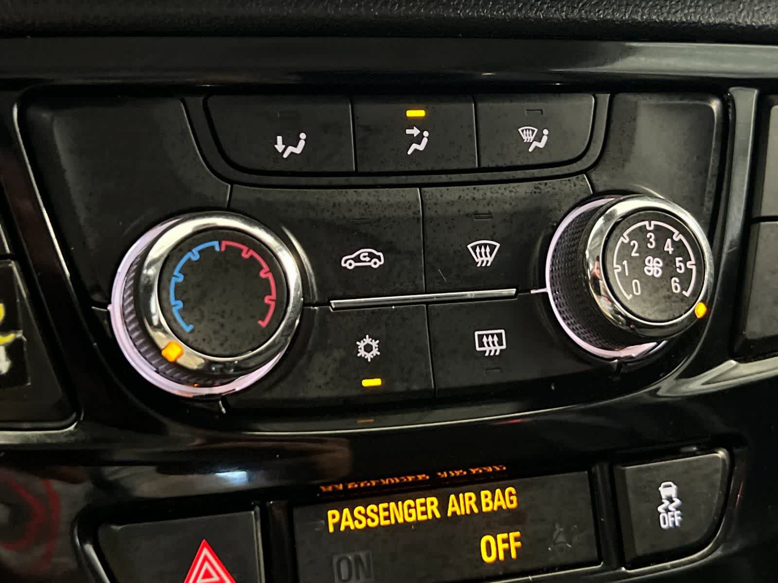 Used 2019 Buick Encore Preferred AWD/4WD image 21