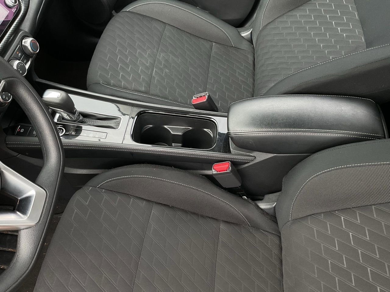 Used 2024 Nissan Kicks SV image 31