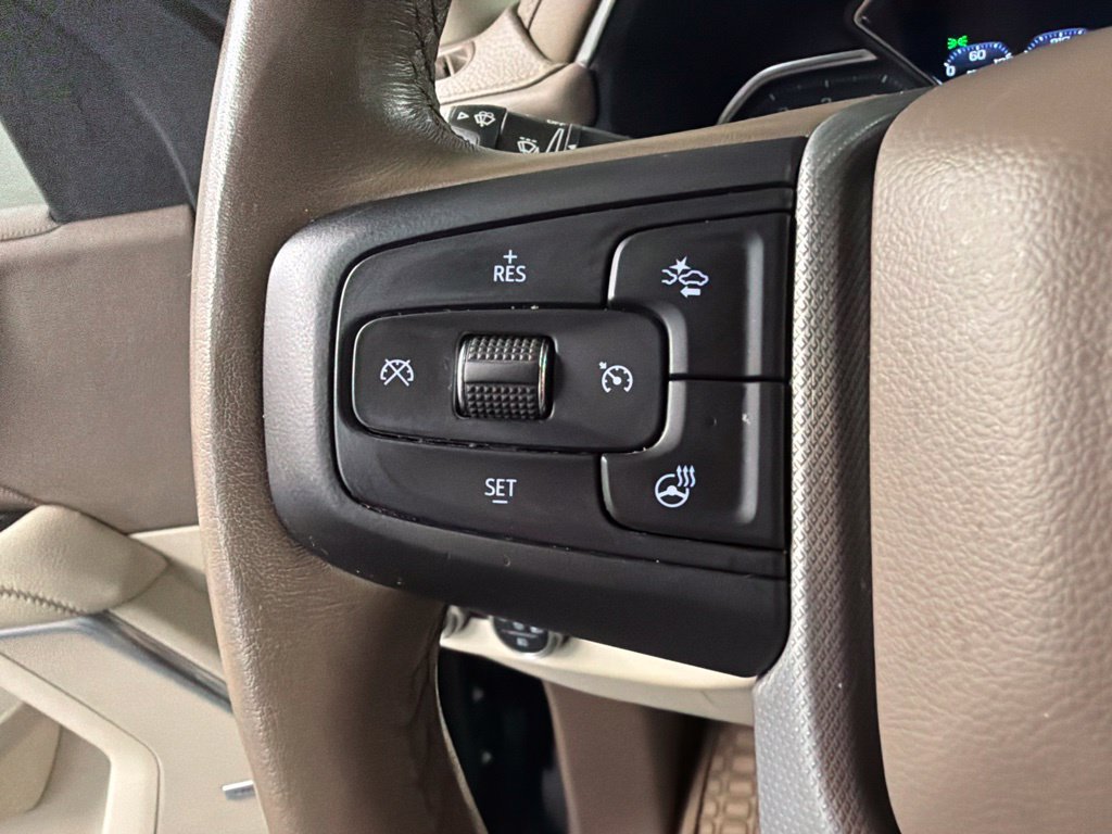 Used 2021 GMC Yukon Denali w/ Denali Premium Package AWD/4WD image 16