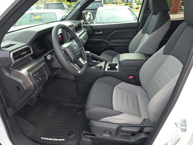 Used 2024 Toyota Tacoma TRD Off-Road image 11