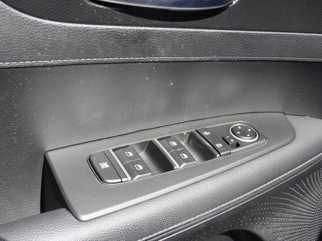 Used 2023 Kia Forte GT-Line w/ GT-Line Technology Package FWD image 35