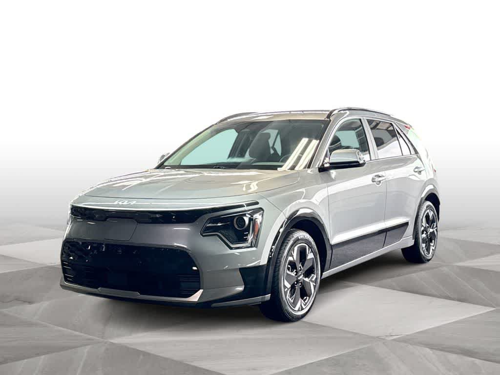Used 2025 Kia Niro Wind FWD image 4