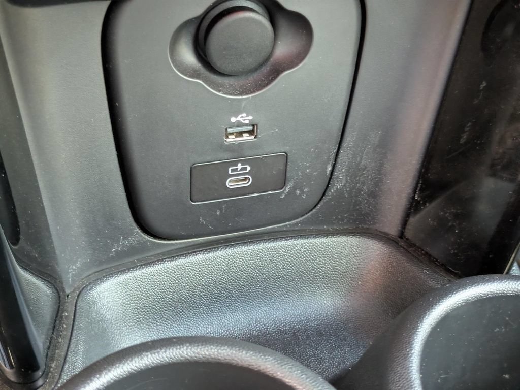 Used 2023 MINI Cooper S FWD image 27
