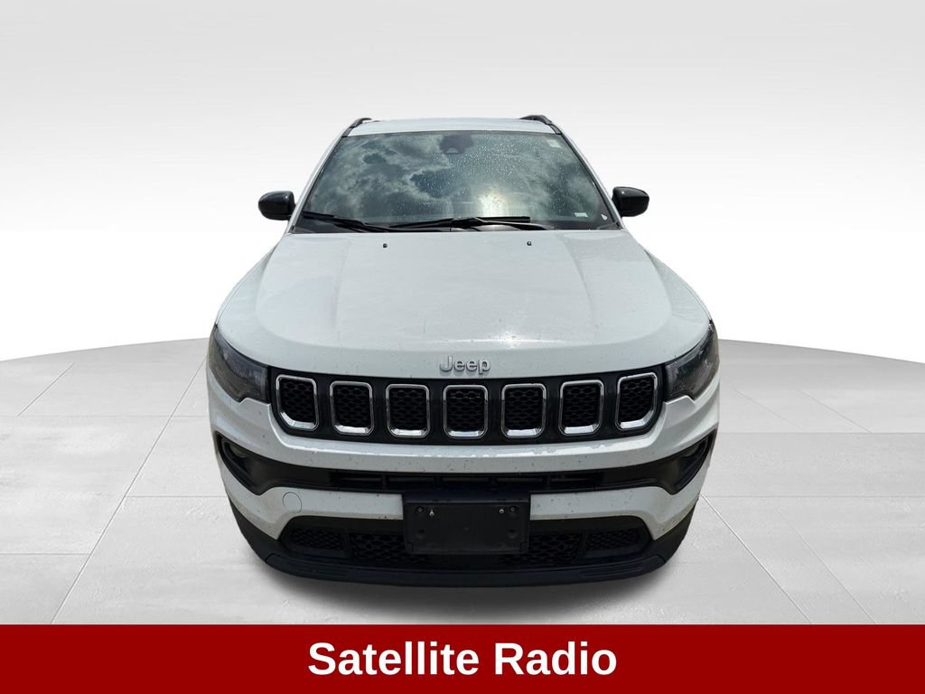 Used 2024 Jeep Compass Latitude AWD/4WD image 10