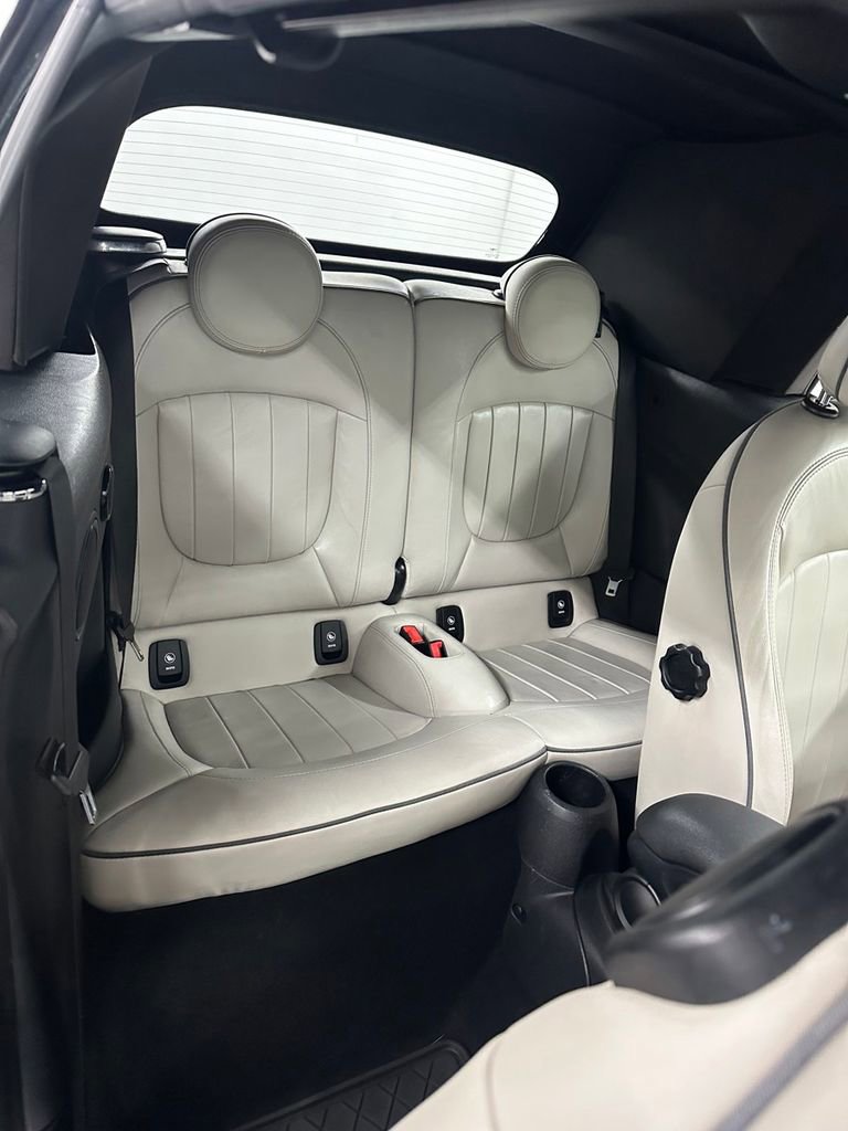 Used 2019 MINI Cooper S image 26