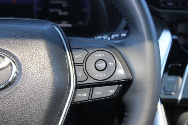 Used 2024 Toyota Venza Limited AWD/4WD image 17