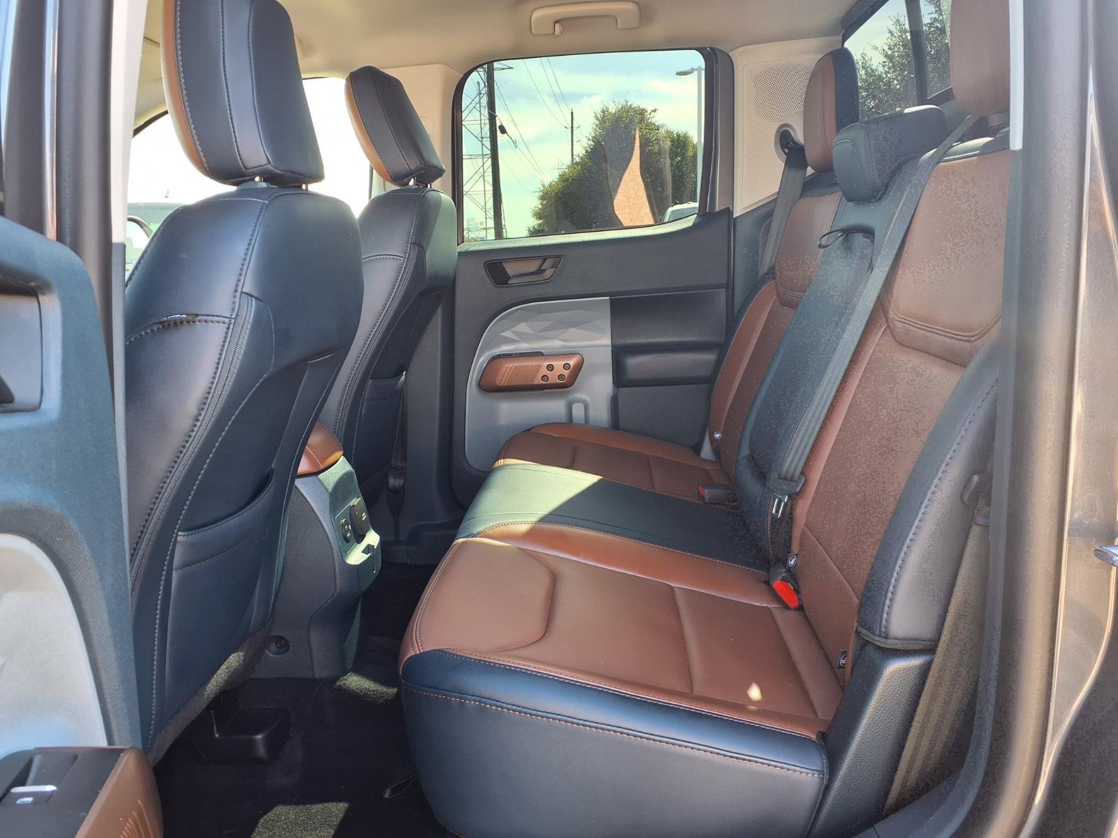 Used 2024 Ford Maverick Lariat w/ 4K Tow Package AWD/4WD image 18