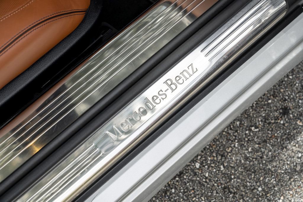 Used 2016 Mercedes-Benz SL 550 image 28