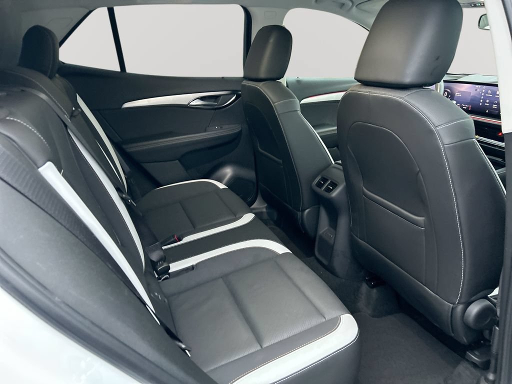 Used 2024 Buick Envision Sport Touring AWD/4WD image 28