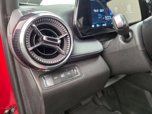 Used 2025 Chevrolet Equinox LT w/ Convenience Package II AWD/4WD image 9