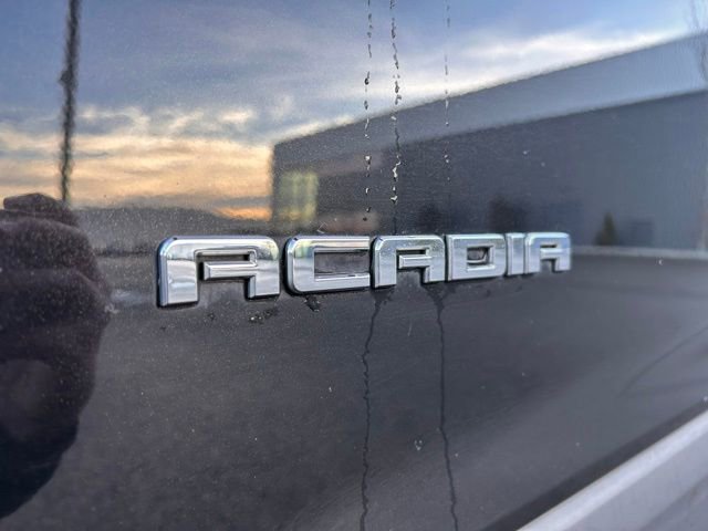 Used 2019 GMC Acadia SLT w/ LPO, Floor Liner Package image 9