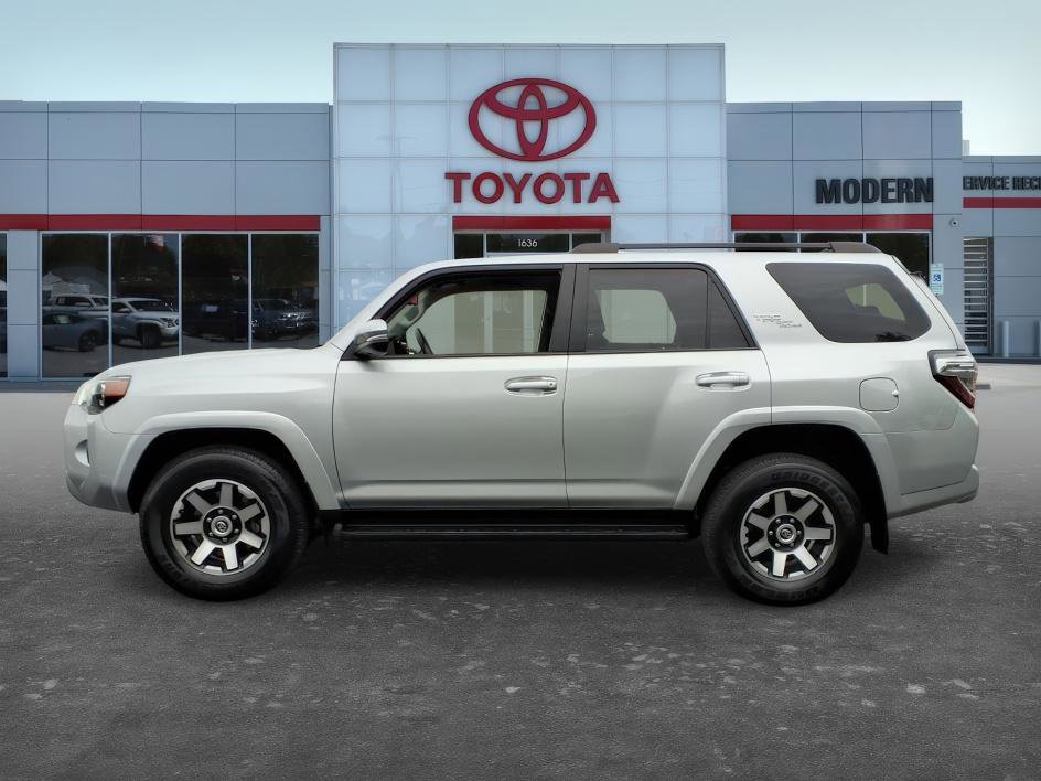 Certified 2024 Toyota 4Runner TRD Off-Road Premium AWD/4WD image 3