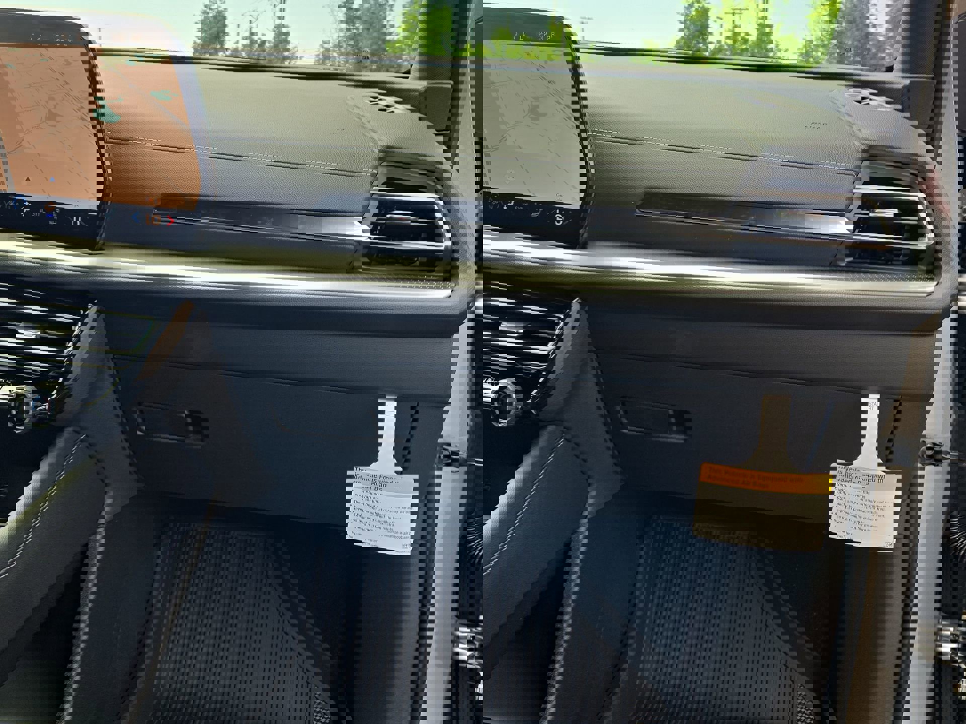 New 2025 Chevrolet Traverse LT w/ LPO, Floor Liner Package image 60