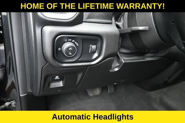 Used 2021 RAM 1500 Big Horn AWD/4WD image 16