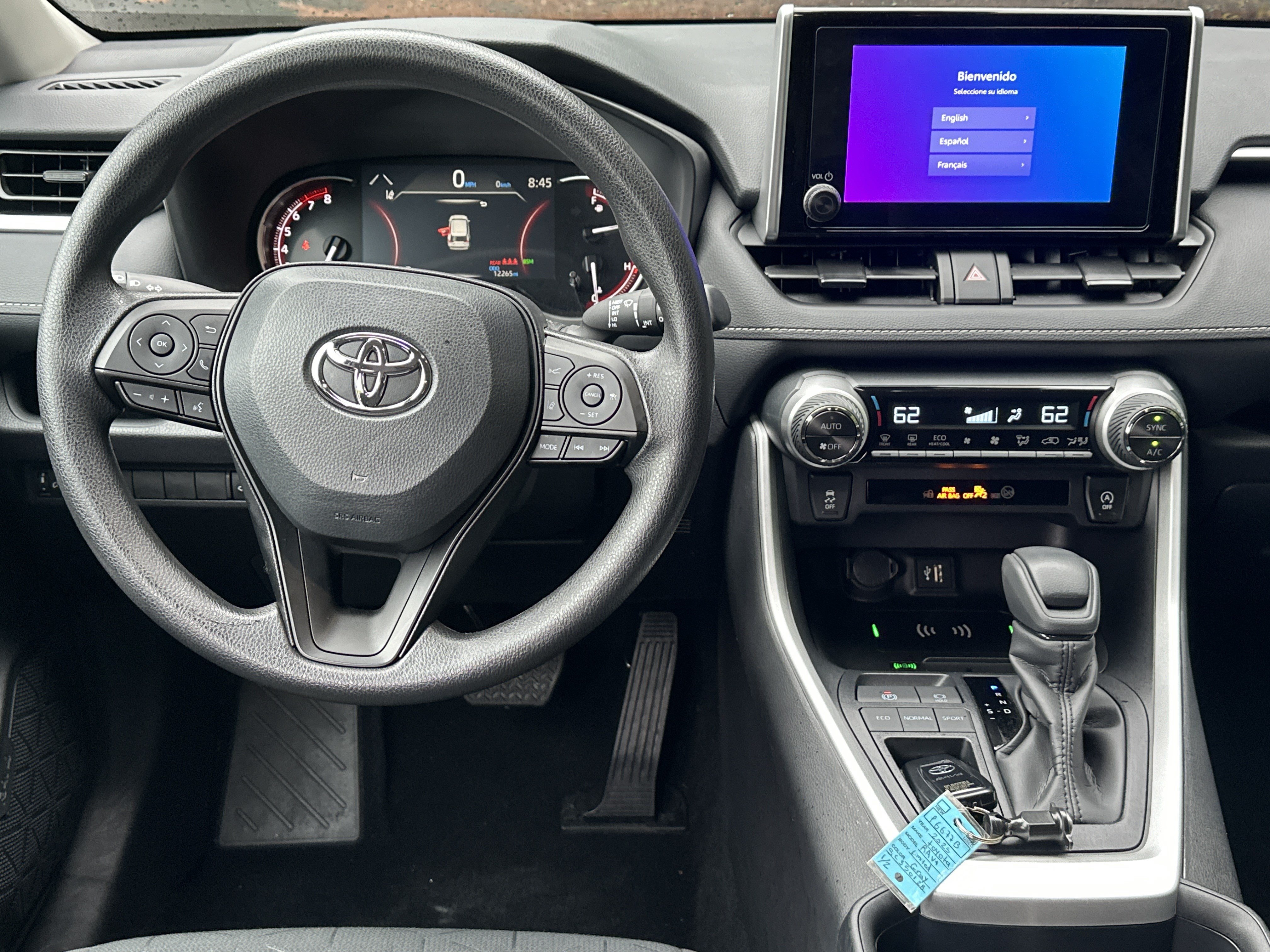 Used 2025 Toyota RAV4 XLE w/ Convenience Package FWD image 23