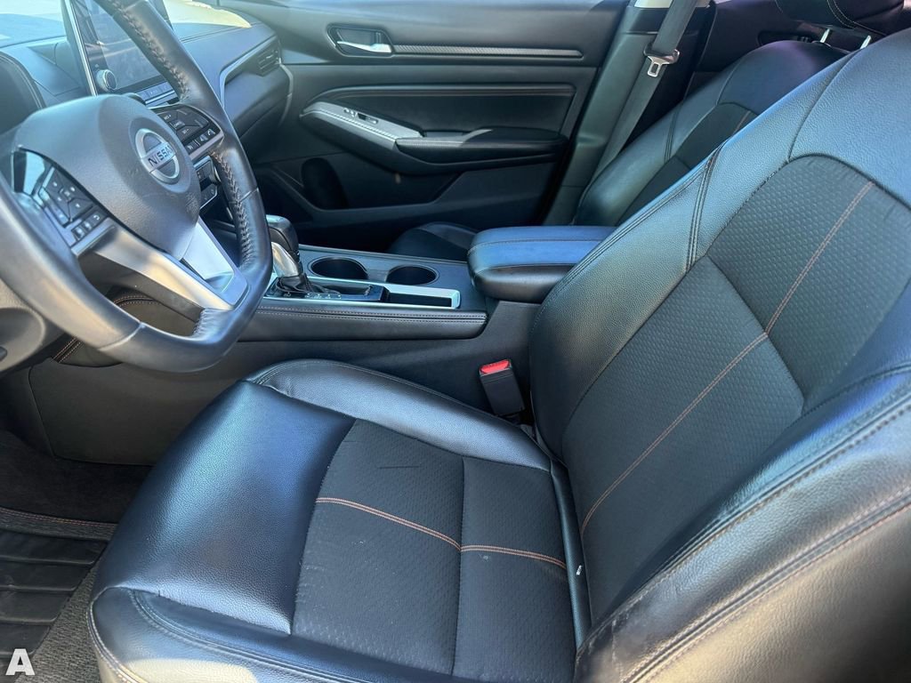 Used 2020 Nissan Altima 2.5 SR FWD image 12