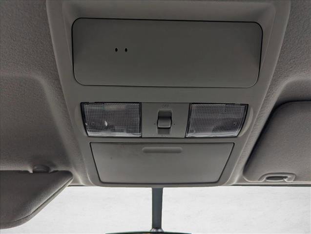 Used 2015 Nissan Frontier SV RWD image 19