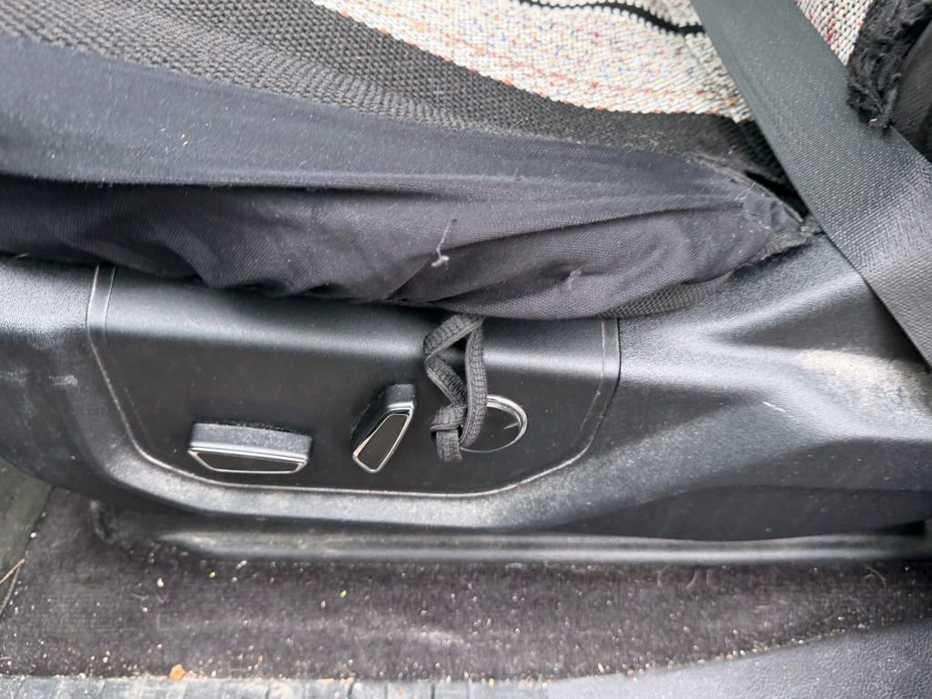 Used 2016 Ford F150 XLT w/ Equipment Group 302A Luxury image 10