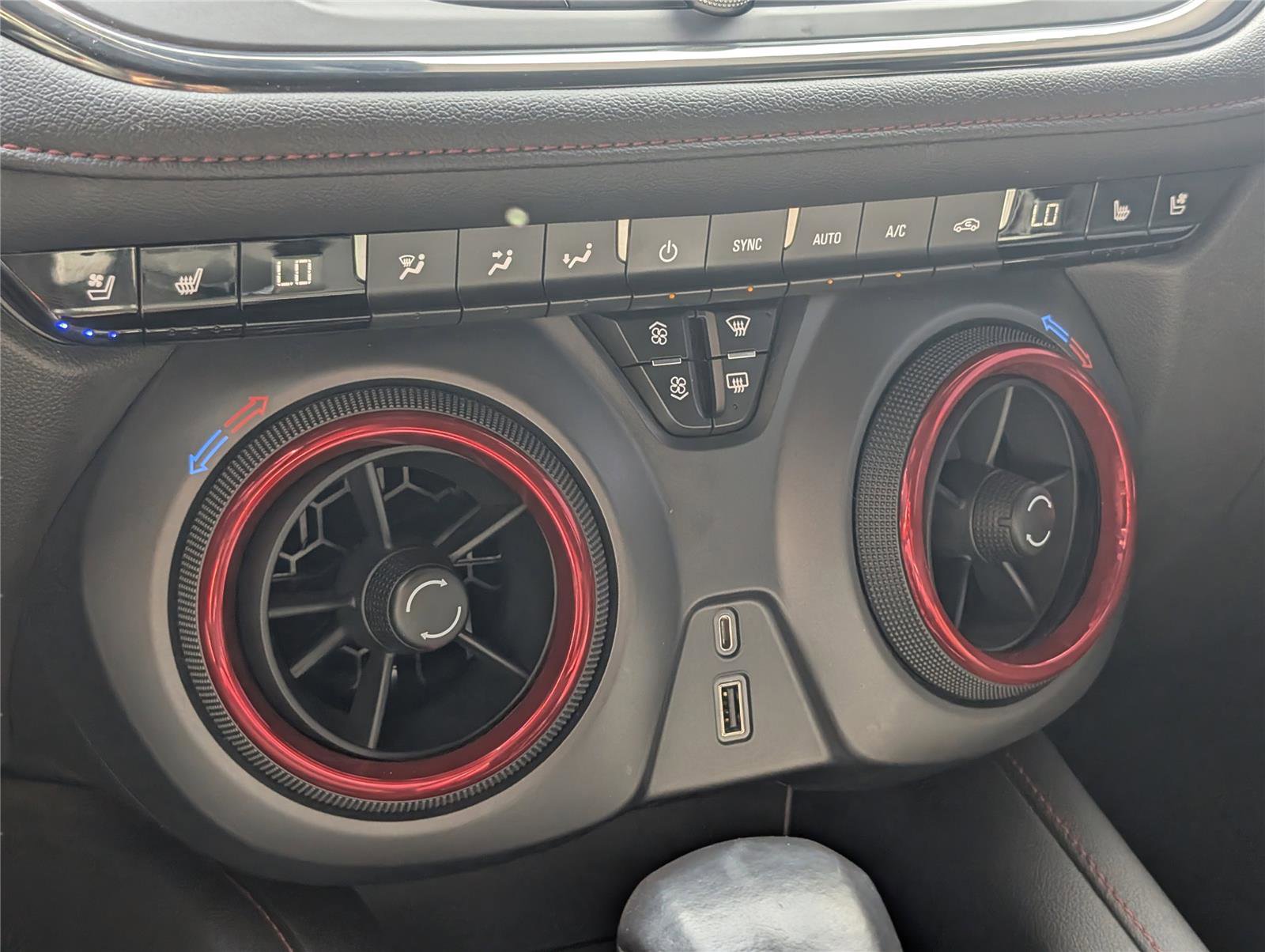 Used 2021 Chevrolet Blazer RS w/ Enhanced Convenience Package image 19