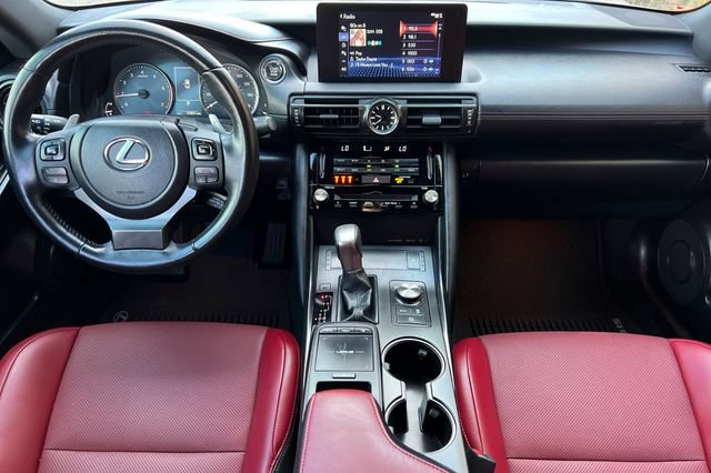 Used 2025 Lexus IS 300 F Sport RWD image 15