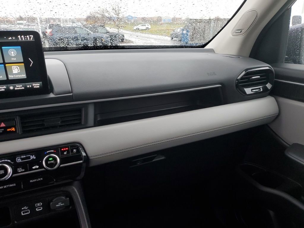 Certified 2024 Honda Pilot Elite image 28