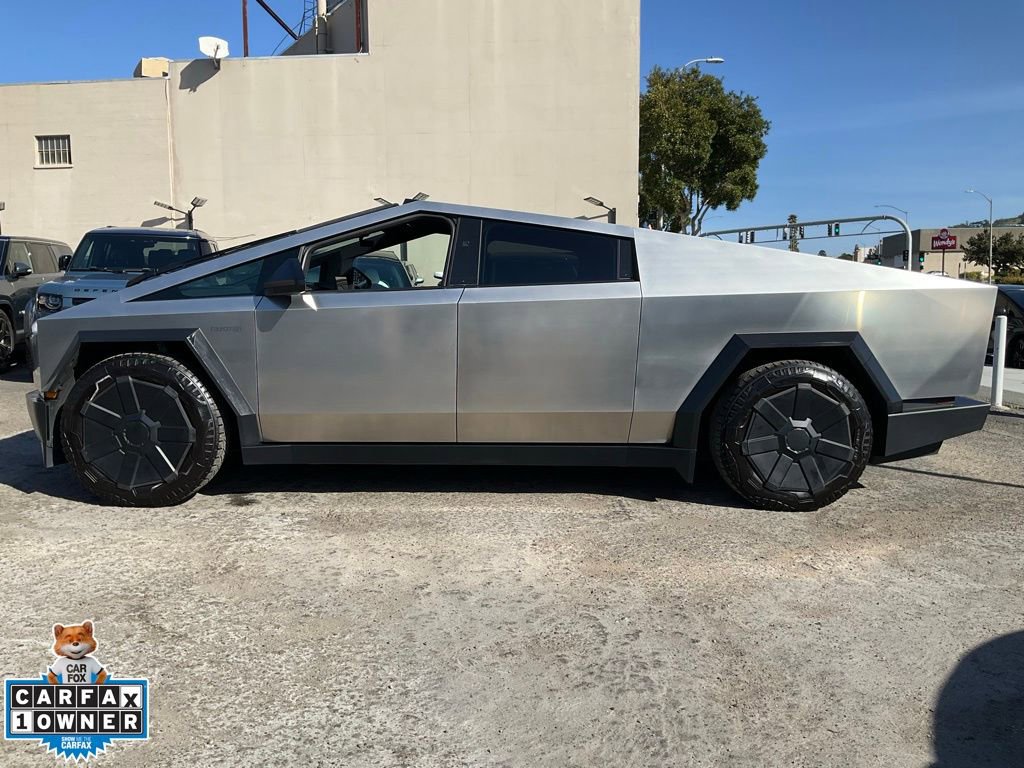Used 2024 Tesla Cybertruck Cyberbeast image 5