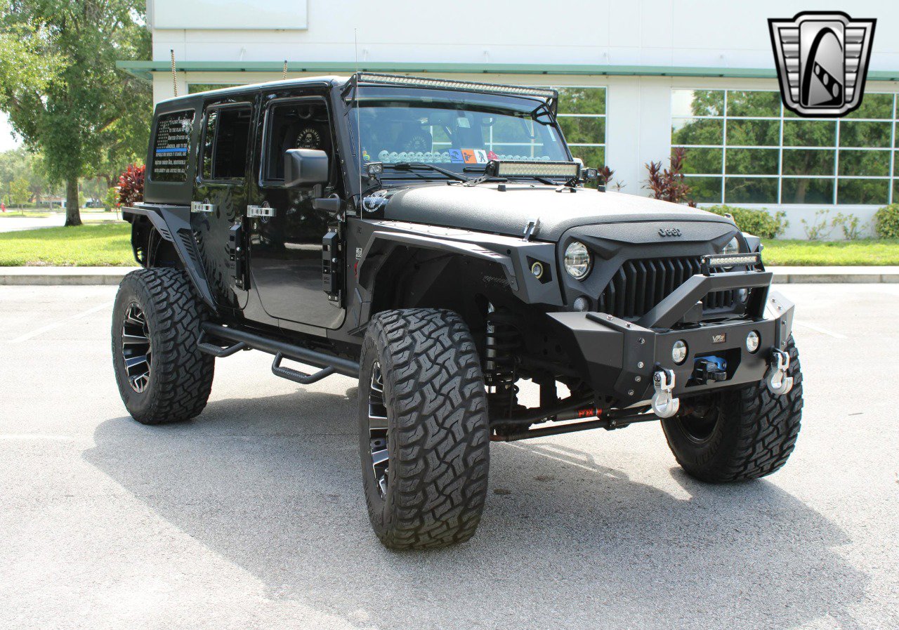 Used 2015 Jeep Wrangler Unlimited Sport w/ Quick Order Package 24S image 3