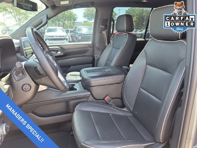 Certified 2023 GMC Yukon SLT w/ SLT Luxury Package AWD/4WD image 24