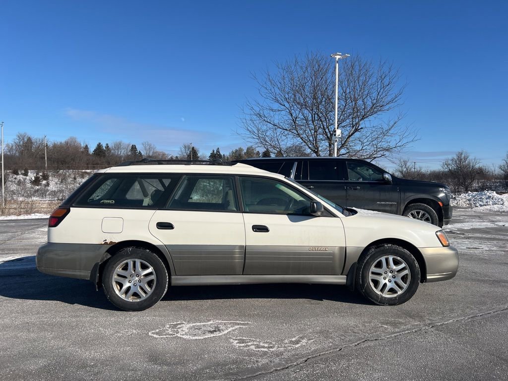 Used 2003 Subaru Outback Wagon image 3