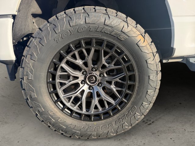 Used 2025 Ford F150 XLT w/ Equipment Group 301A Standard AWD/4WD image 9