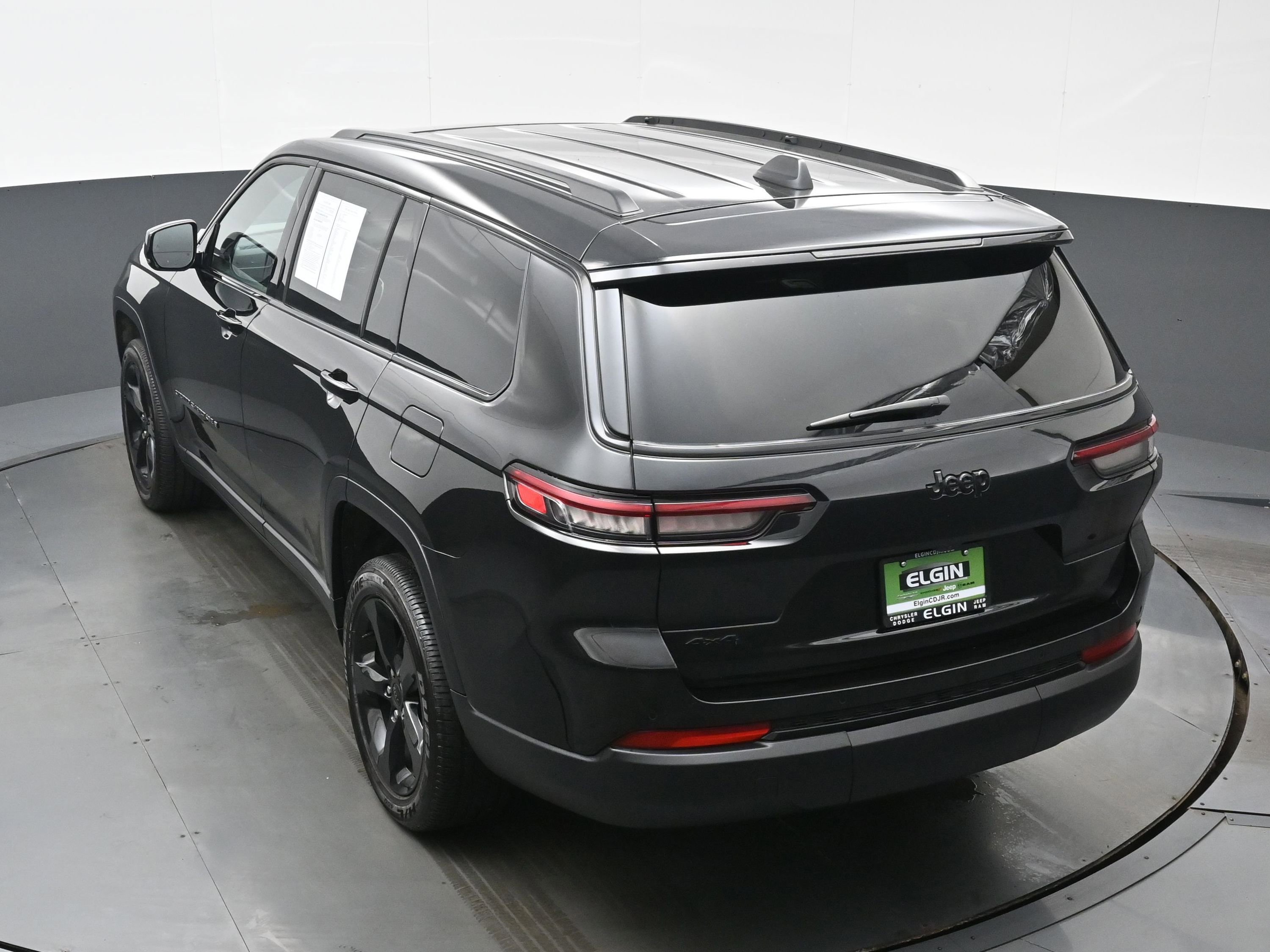 Used 2025 Jeep Grand Cherokee L Altitude image 35