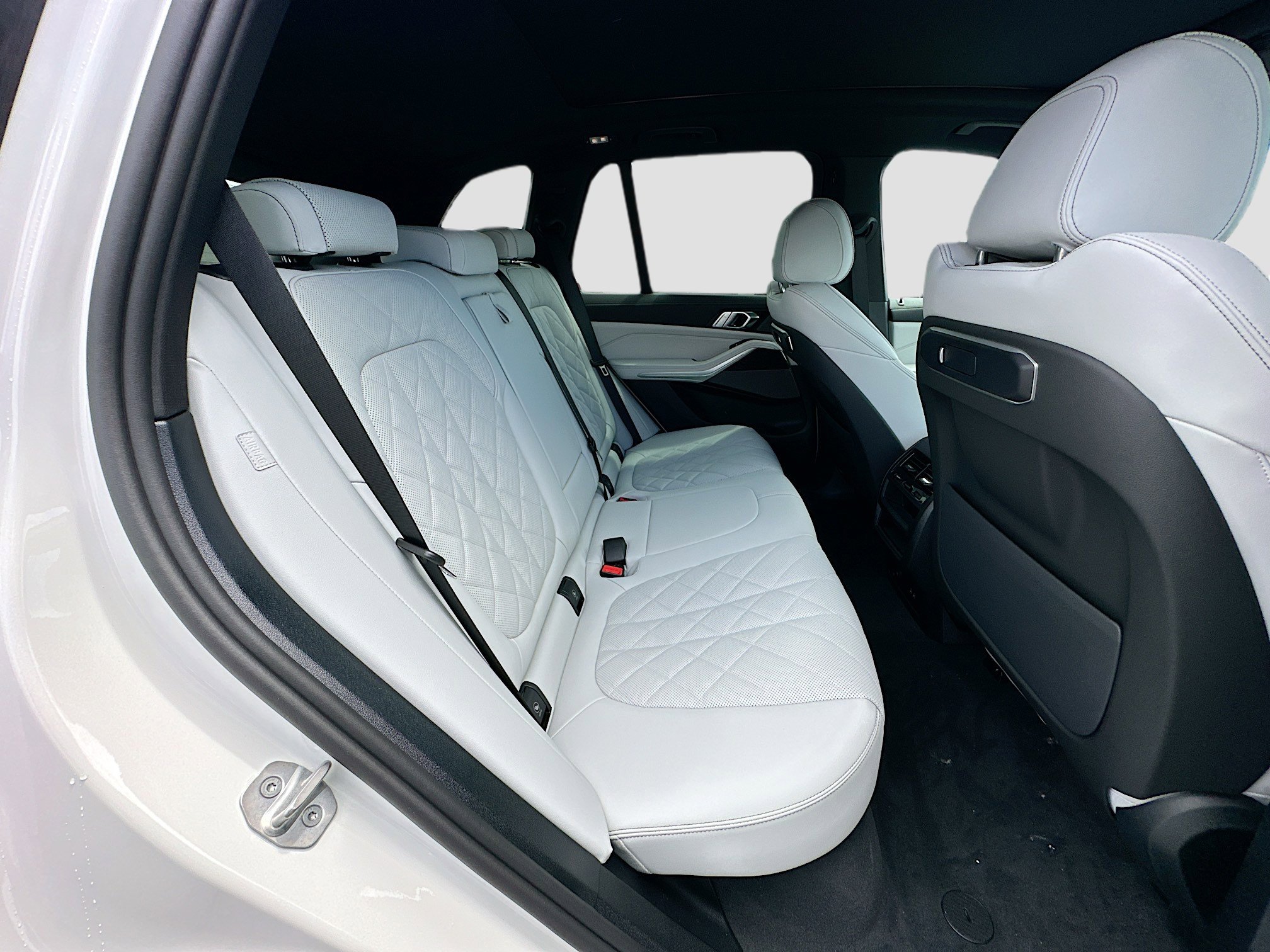 New 2026 BMW X5 sDrive40i w/ M Sport Package image 22