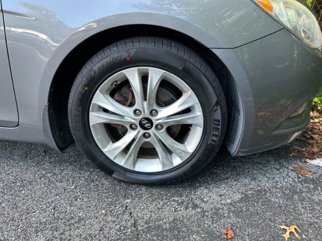 Used 2013 Hyundai Sonata Limited FWD image 35