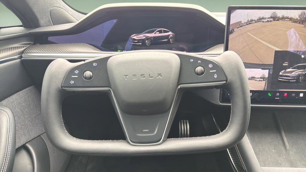 Used 2022 Tesla Model S Plaid image 9