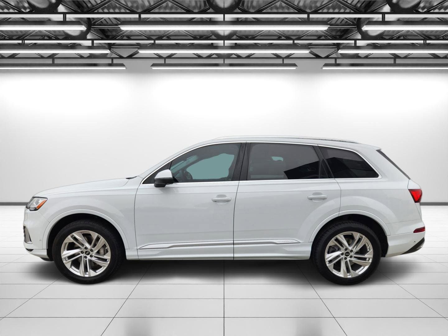 Used 2023 Audi Q7 3.0T Premium Plus AWD/4WD image 6