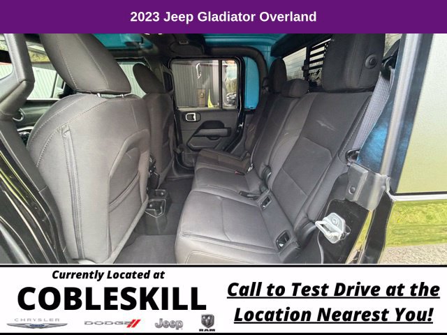 Used 2023 Jeep Gladiator Overland AWD/4WD image 13